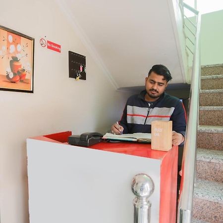 OYO 28604 Akki Residency Hotel Indirapuram Buitenkant foto