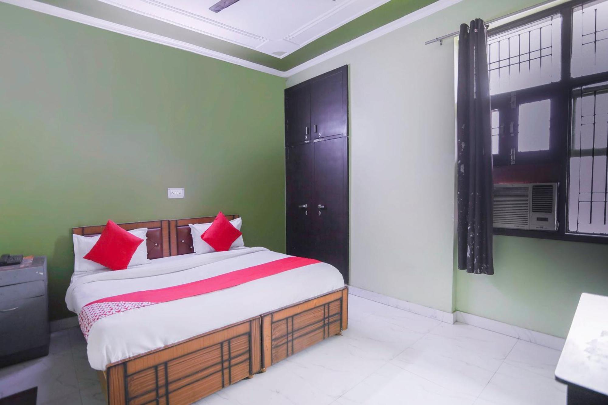 OYO 28604 Akki Residency Hotel Indirapuram Buitenkant foto