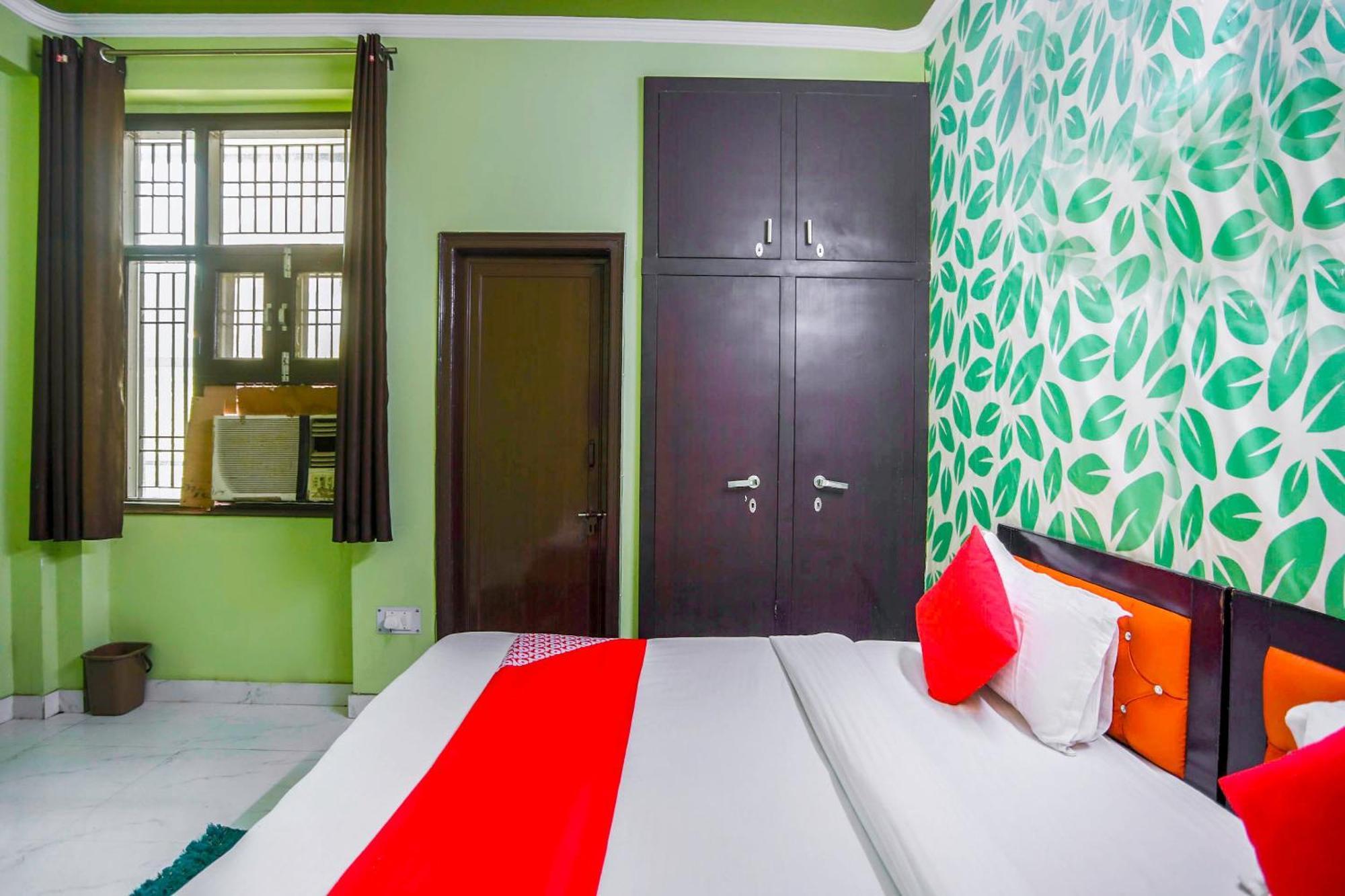 OYO 28604 Akki Residency Hotel Indirapuram Buitenkant foto