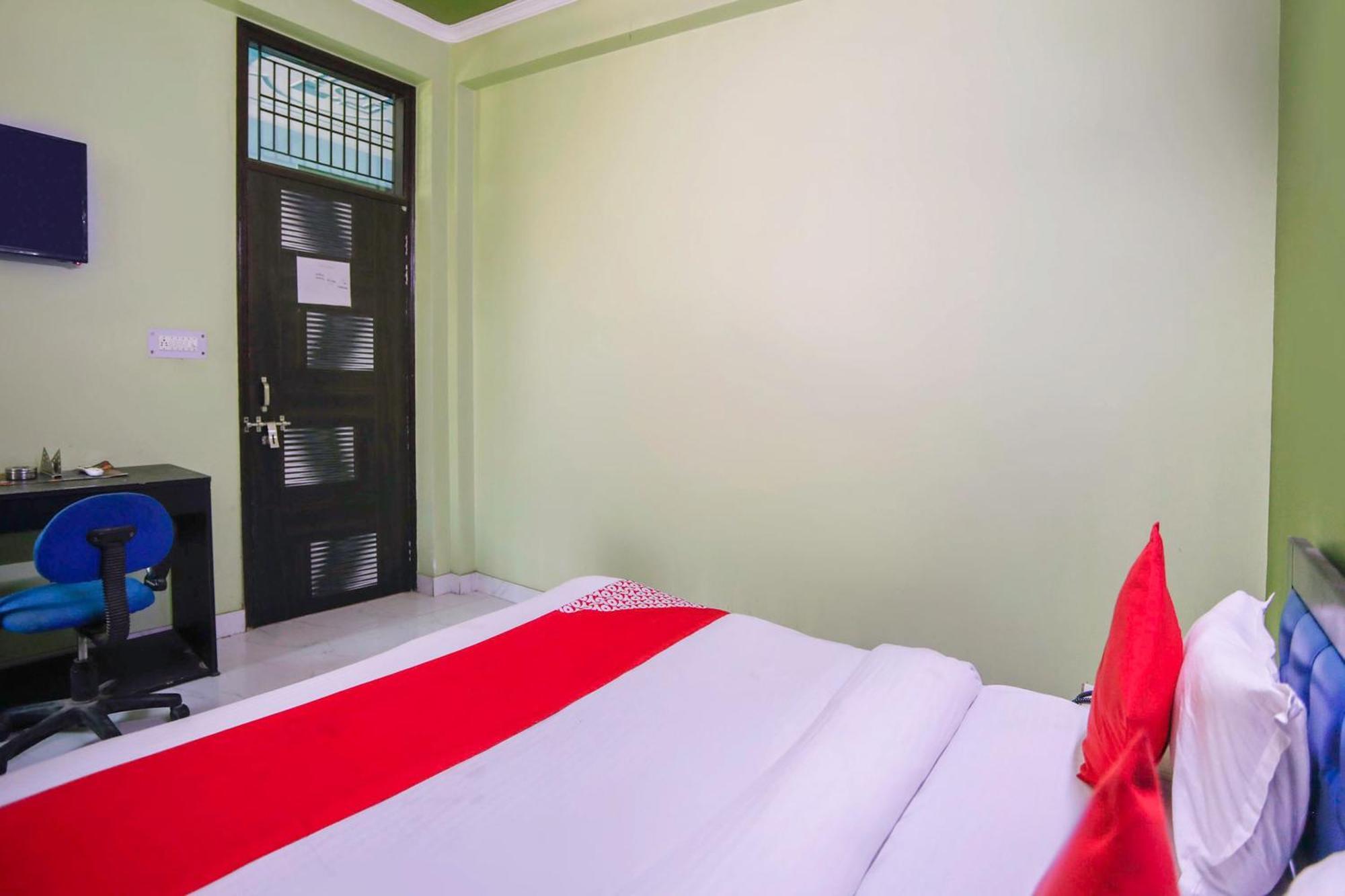 OYO 28604 Akki Residency Hotel Indirapuram Buitenkant foto